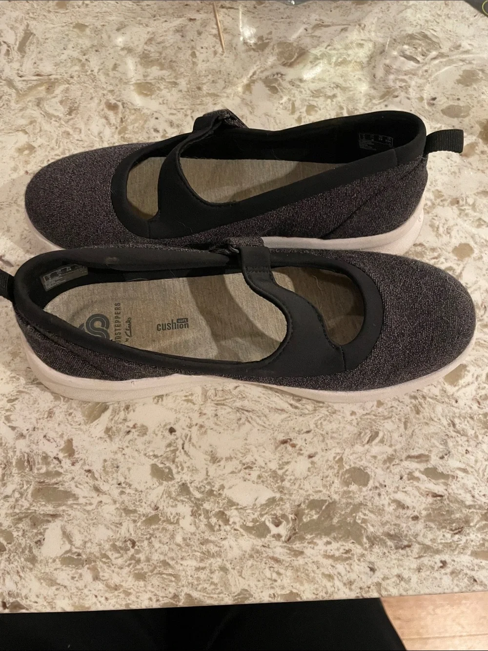Clarks Cloudsteppers Women's Black Mary Jane Flats - Picture 4 of 4